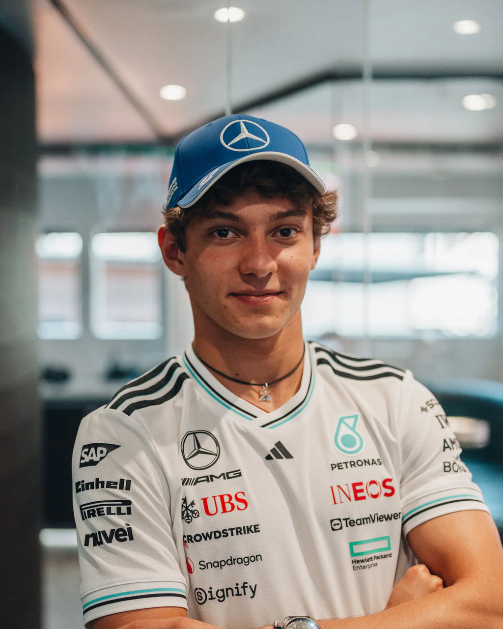Gorra Kimi Antonelli Mercedes Amg Petronas F1 Team 2025