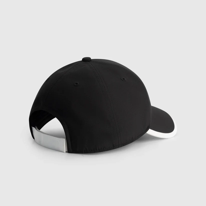 Gorra Ferrari Clásica Negra Oficial 2026