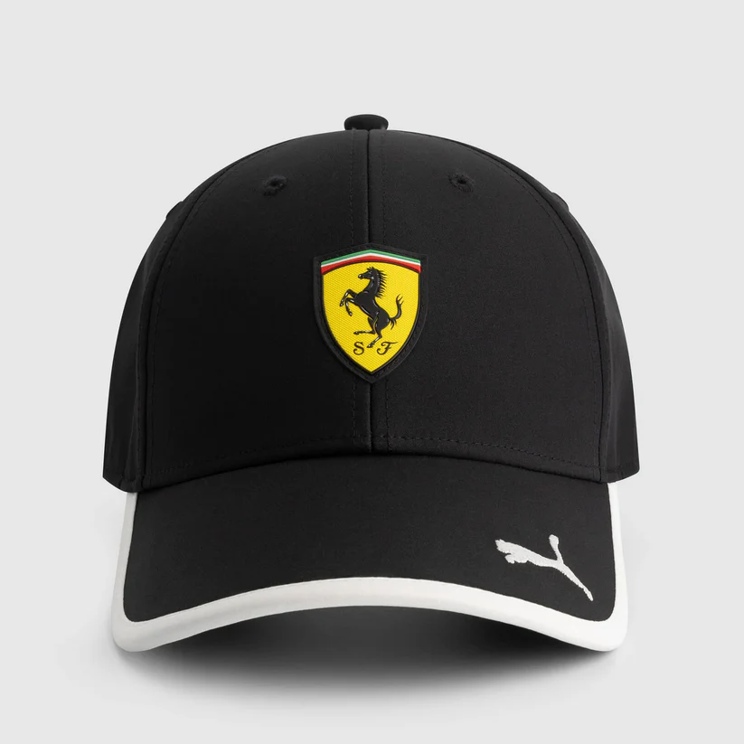 Gorra Ferrari Clásica Negra Oficial 2026