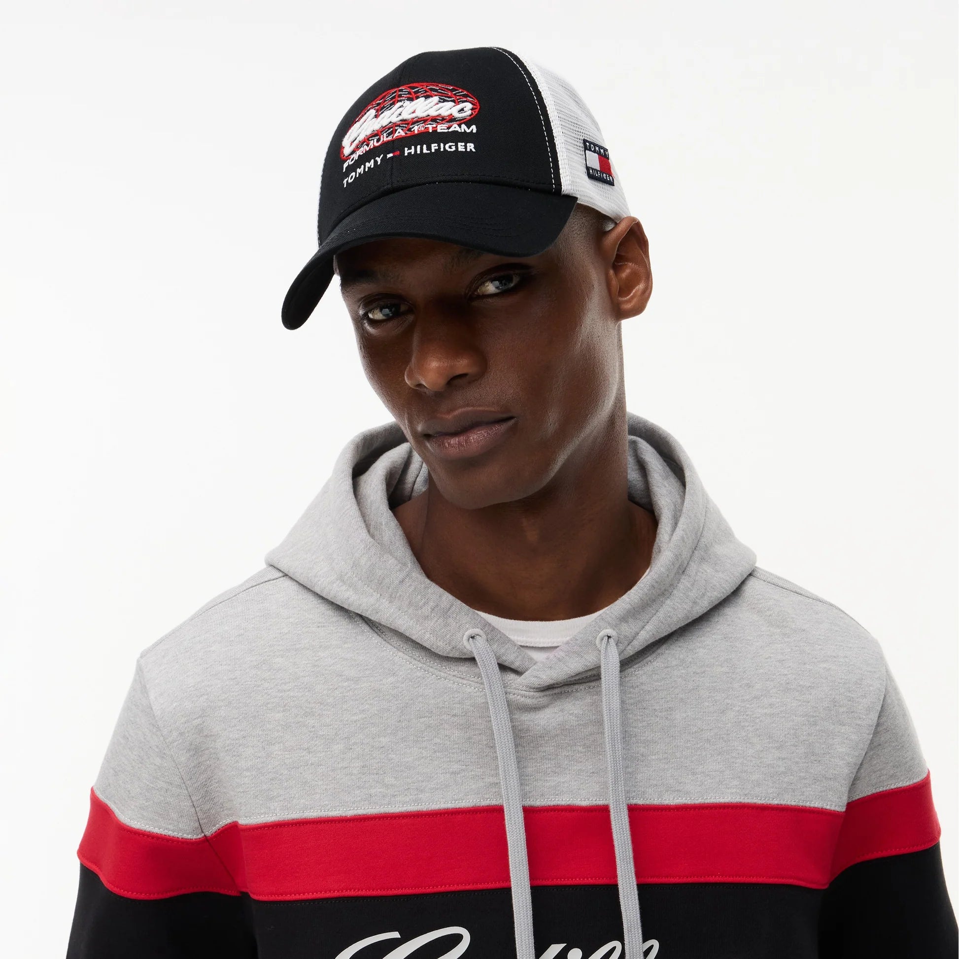 Gorra Cadillac F1 Team Fanwear Trucker Negra Oficial 2026