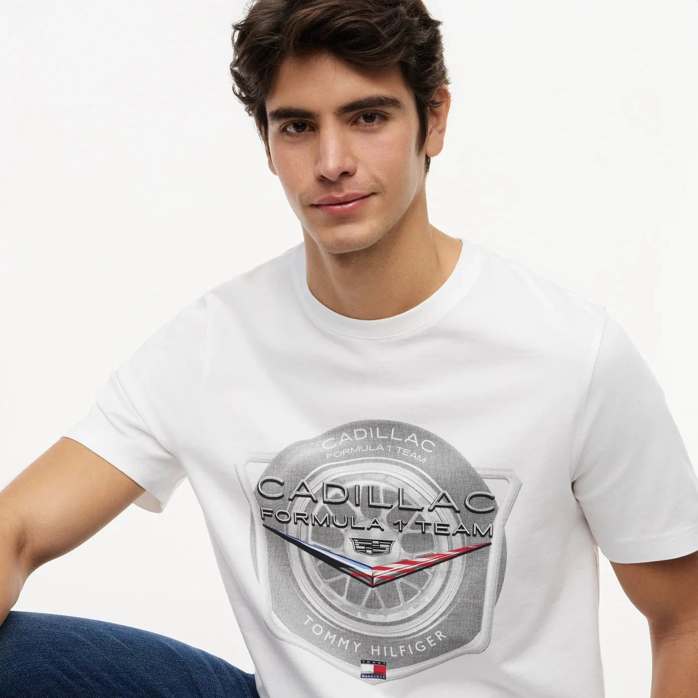 Playera Chevron Cadillac F1 Team 2026