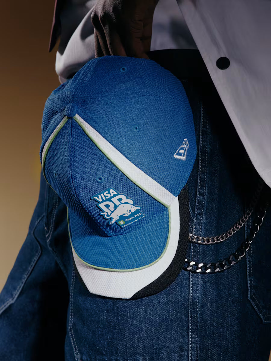 Gorra Oficial Visa Cash App Racing Bulls 2026