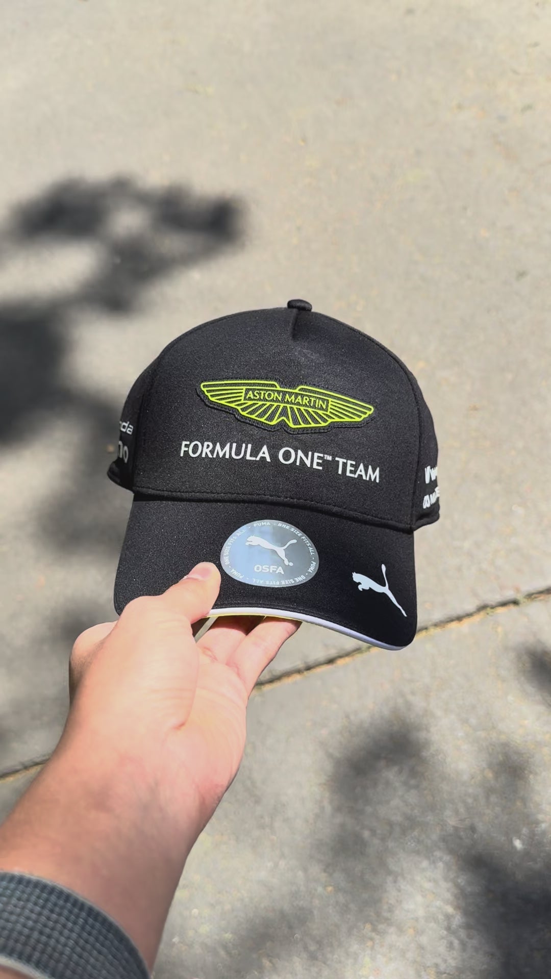 Gorra Negra Aston Martin Aramco F1 Team Oficial 2026